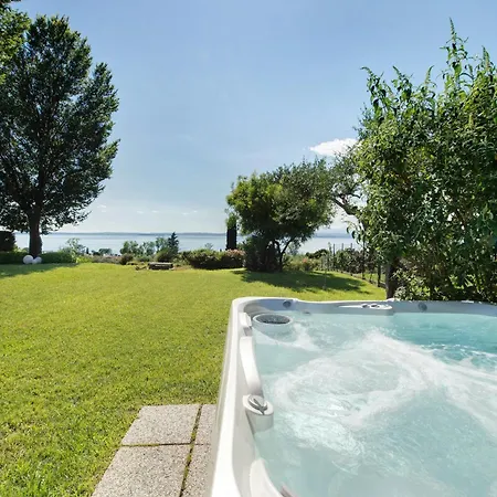 Con Vista Mozzafiato Sul Villa Bardolino